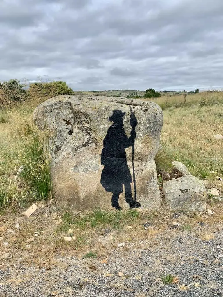 How long is Camino de Santiago? 2 How long is Camino de Santiago
