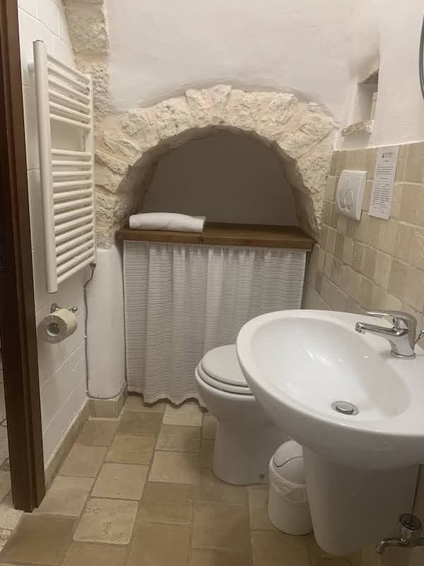 Alberobello trullo house 