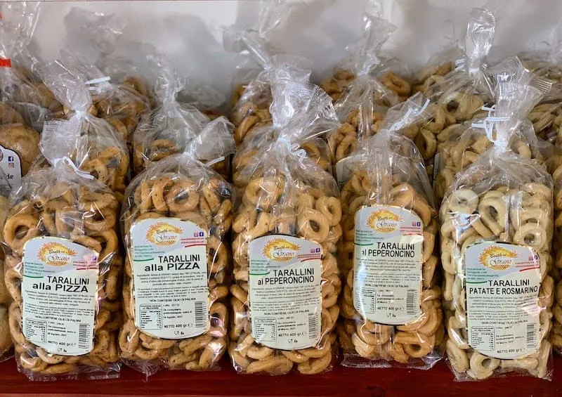 Italian Cuisine: 67 Most Famous Traditional Foods in Italy (2023) 25 Taralli are among the must-try best food in Puglia Italy