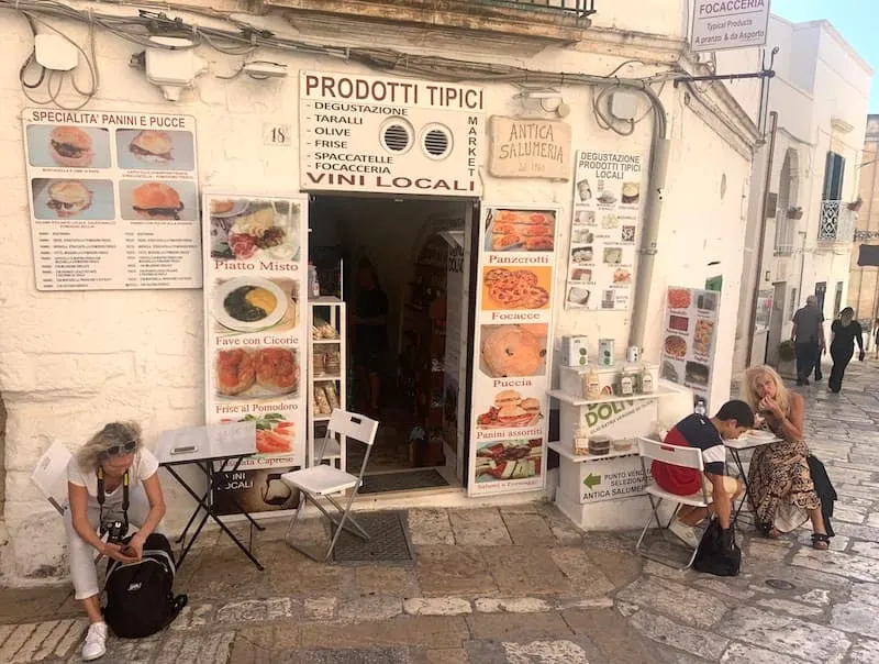 Best Food in Puglia: Must-try Puglia Dishes and Drinks 2 food of Puglia Italy