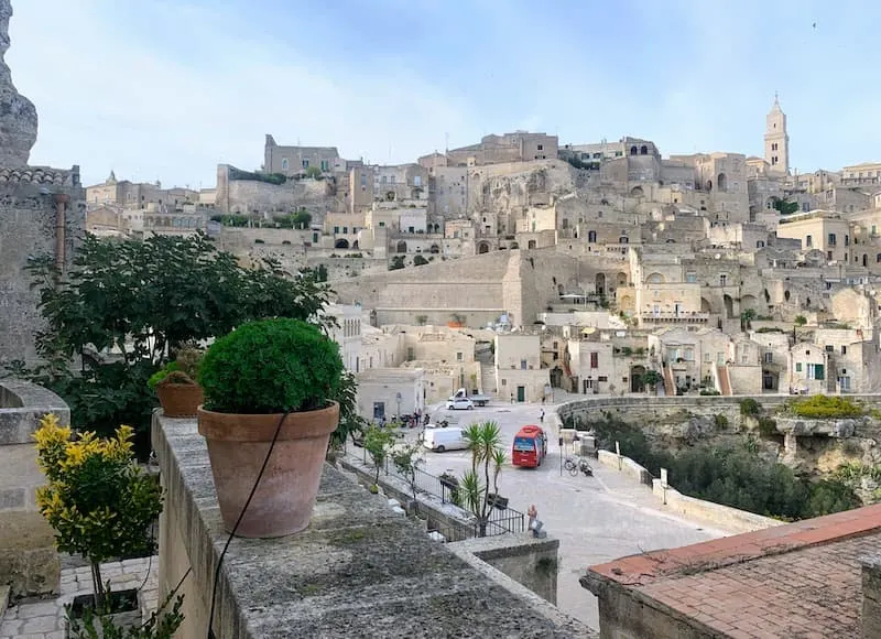 Travel guide to Matera Italy