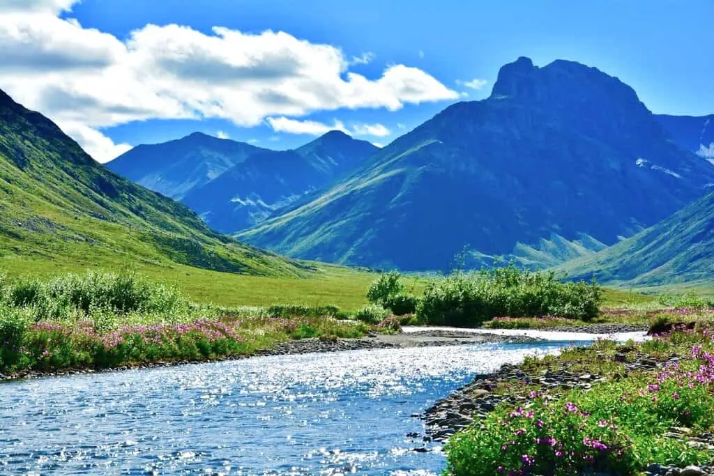 Gates of the Arctic in Alaska is among the best national parks in west coast 