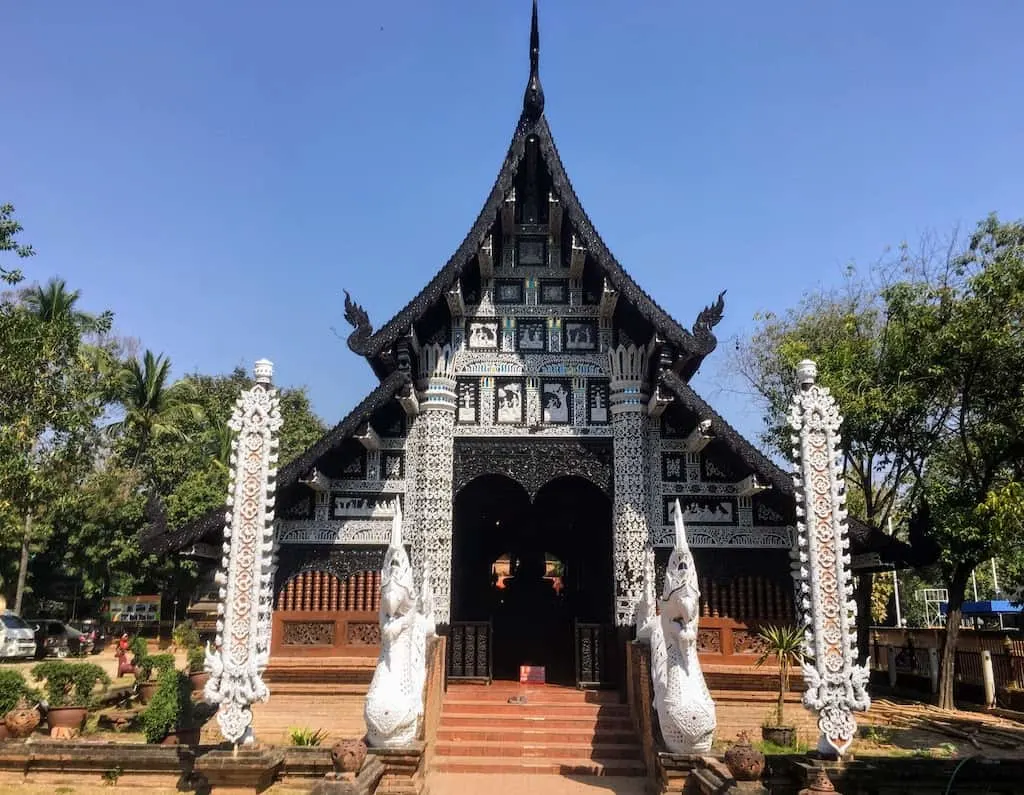 Visiting Wat Lok Molee is among the best things to do in Chiang Mai Thailand 
