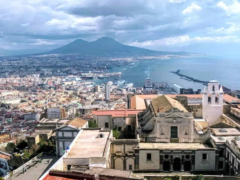 31 Best Things to Do in Naples Italy 2 Naples and Vesuvius