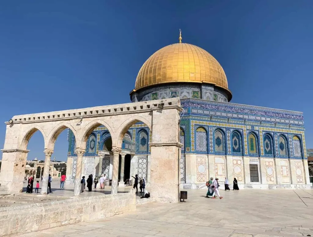 Jerusalem Old City tour is among the best Jerusalem tours 