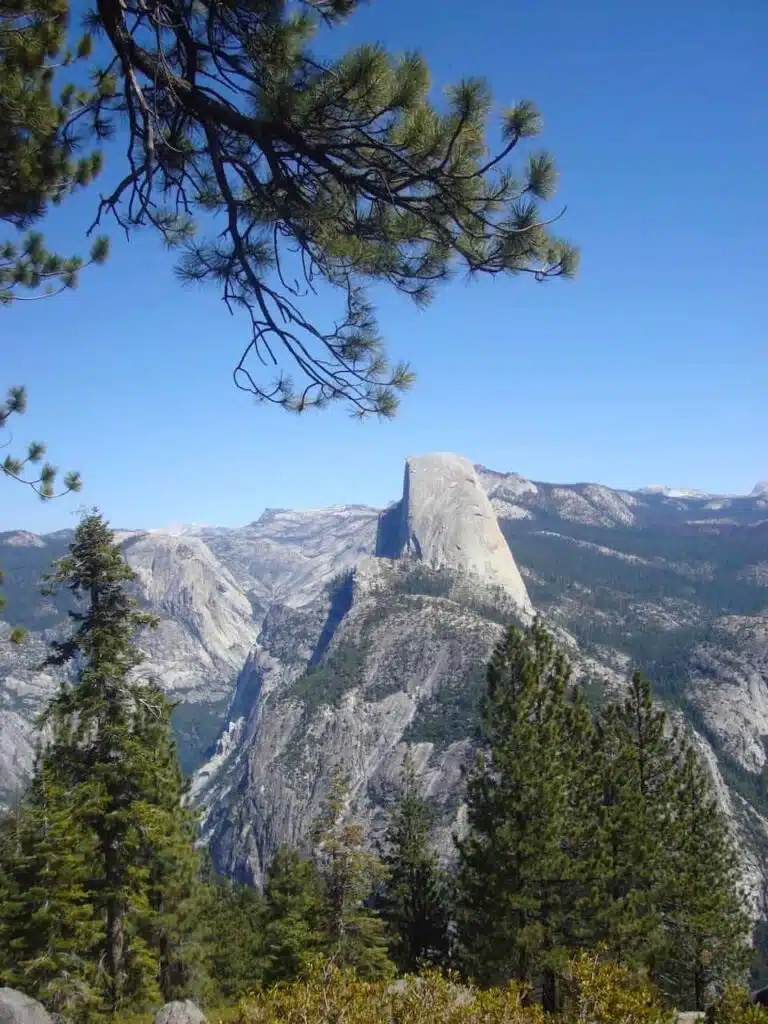 11 Best National Parks Road Trips (Map+Planner) 6 A Yoshua Tree to Yosemite is among the best national parks road trips
