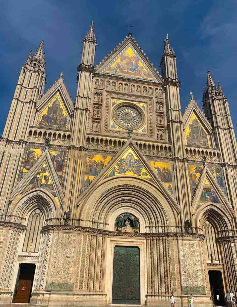 Visiting the Cathedral of Orvieto is among the best things to do in Umbria Italy