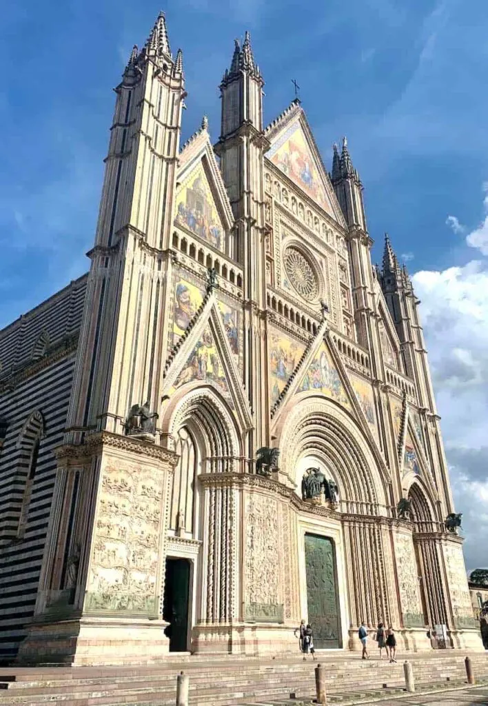 Orvieto is one of the best towns in Umbria Italy 