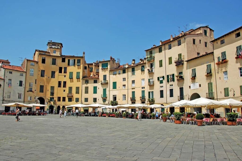 Florence Is Stunning—But These 21 Day Trips Keep Me Coming Back 2 Lucca is one hour from Florence and is one of the best day trips from Florence