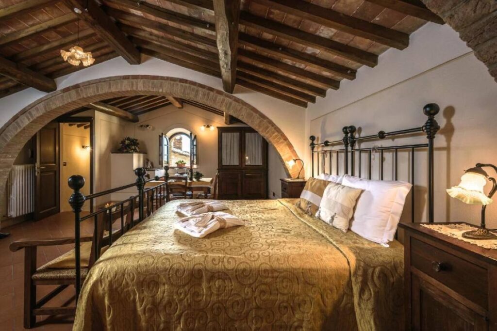 Agriturismo Cerreto. It is one of the best agriturismo Tuscany  