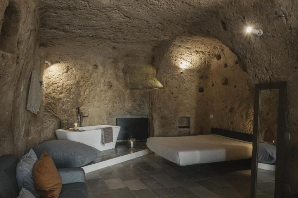 Aque Cave in Matera Italy. it is among the best  cave hotels  Matera Italy. 