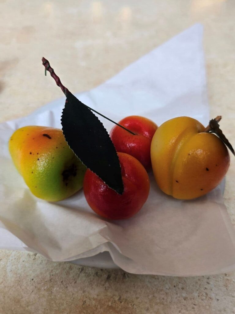 Frutta Martorana (marzipan fruits). They are among the best traditional Sicilian desserts