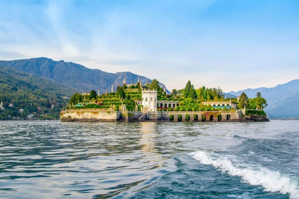 Italy in October Is Insanely Beautiful – See Why You Must Go 9 Isola Bella (Lago Maggiore), Italy in October