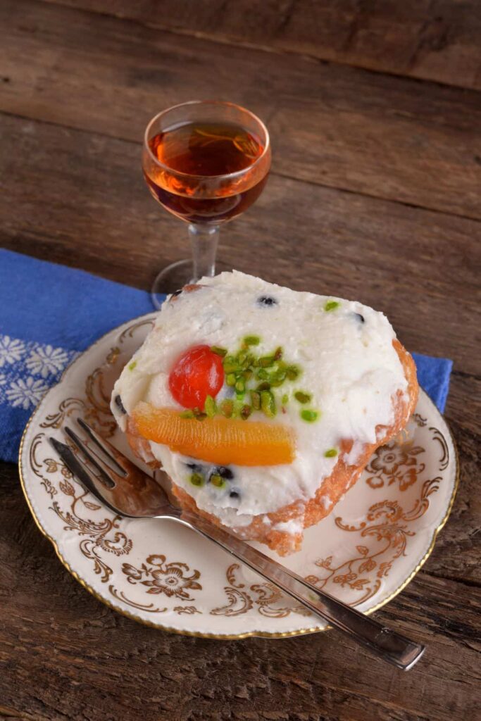 Sfincia di San Giuseppe. It is among the top traditional Sicilian desserts 