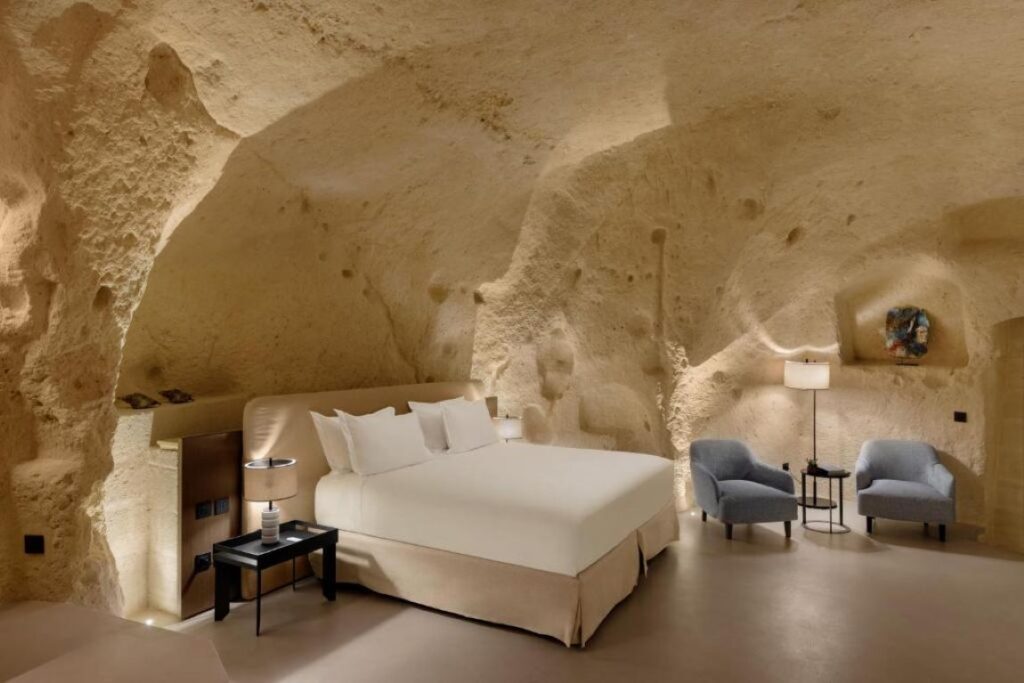 Vetera Matera hotel. It is among the best cave hotels Matera Italy. 