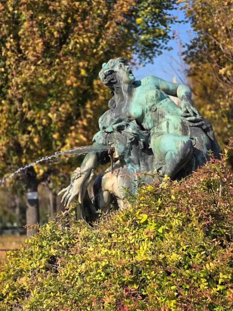 Vienna, Where Time Waltzes — The Most Magical Things to Do in Vienna, Austria 6 The Triton and Nymph Fountain (Triton-und Nymphen-Brunnen) in the Volksgarten in Vienna.
